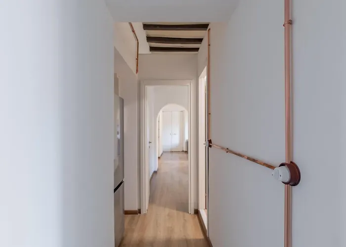 Daire Iflat Bright Brand New 3-bedroom In Monti