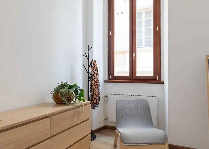 Iflat Bright Brand New 3-bedroom In Monti Daire *