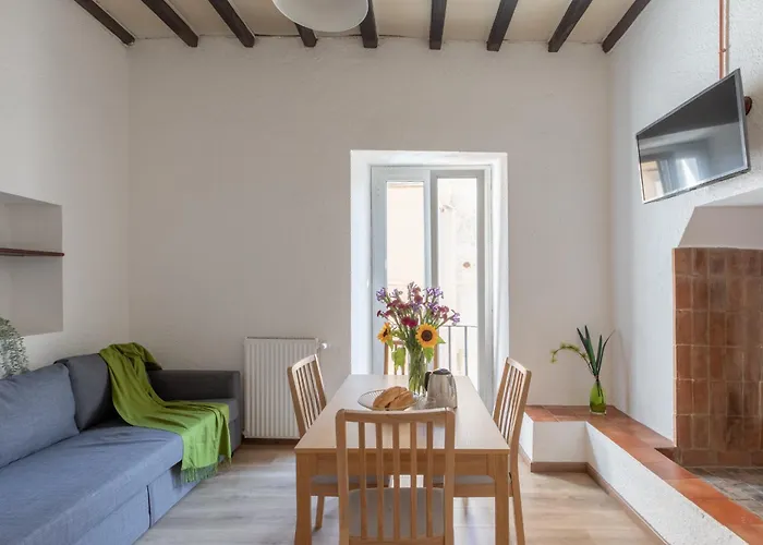 Iflat Bright Brand New 3-bedroom In Monti Daire *